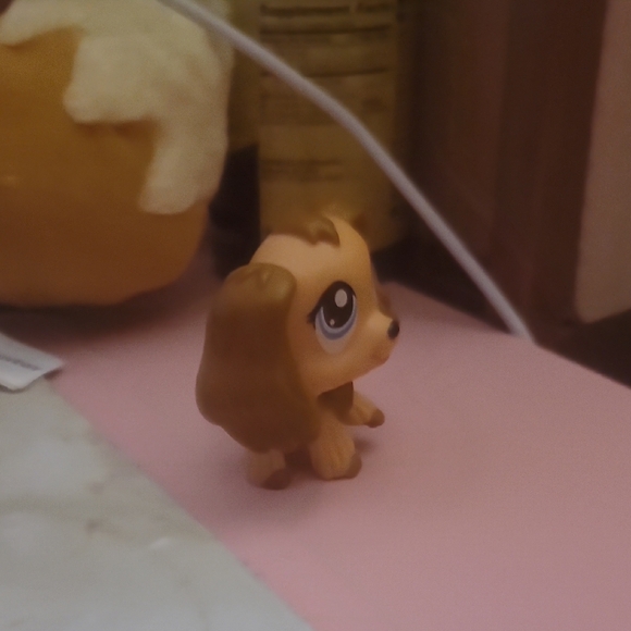 Littlest Pet Shop Brown and Tan Puppy Figure - Picture 4 of 6